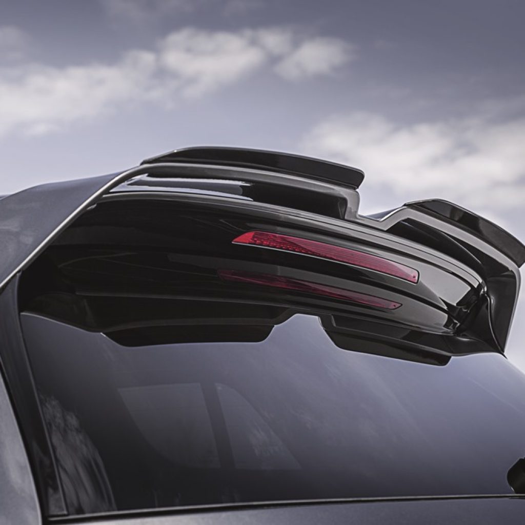 FLAPS DE ALERÓN EN NEGRO BRILLO OETTINGER WINGS | VOLKSWAGEN GOLF 7 / 7.5 (GTI / GTD / R) | OE-804-364-00